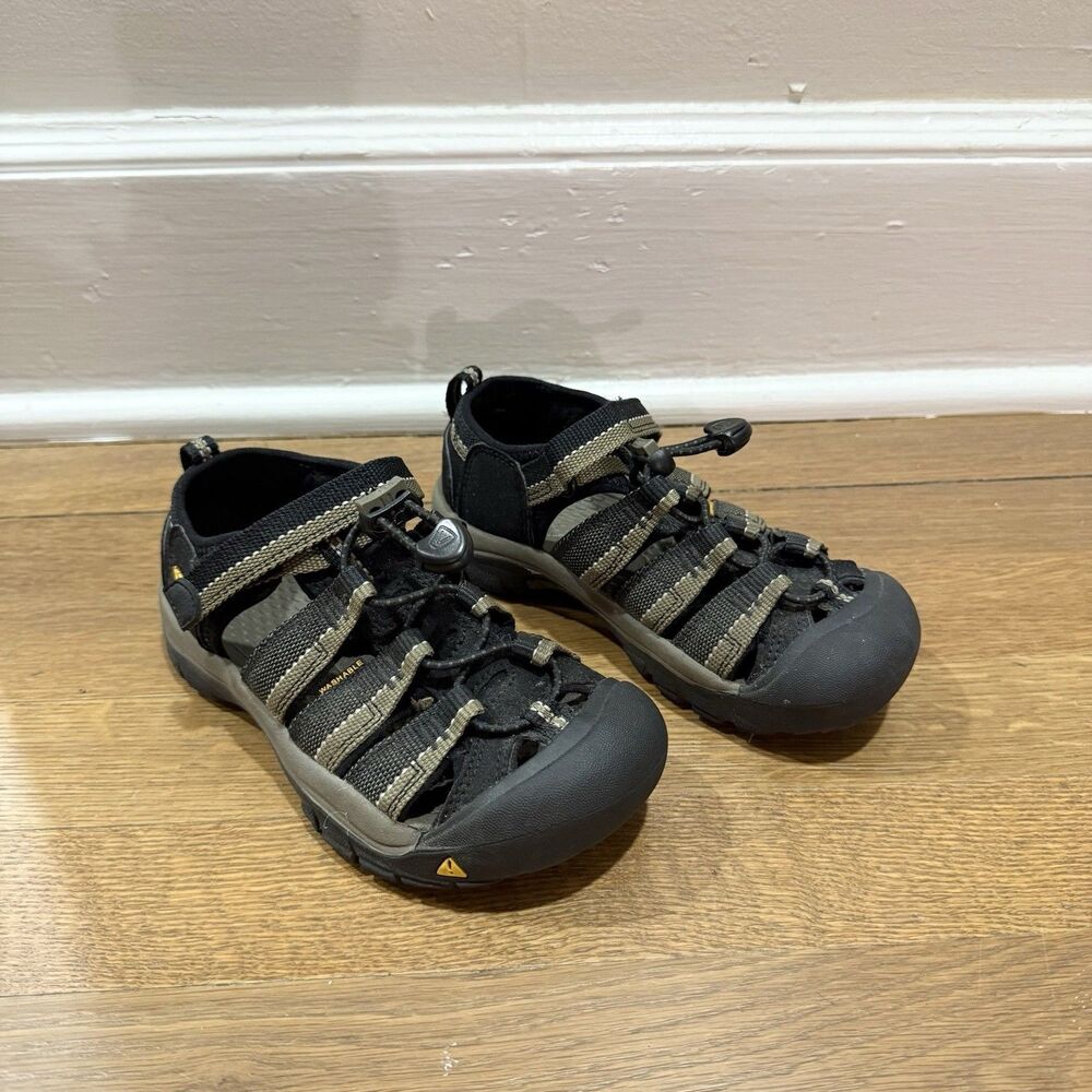 KEEN 'Newport H2' Black/Tan Washable Waterproof Hiking Sandals Big Kids Sz. 13